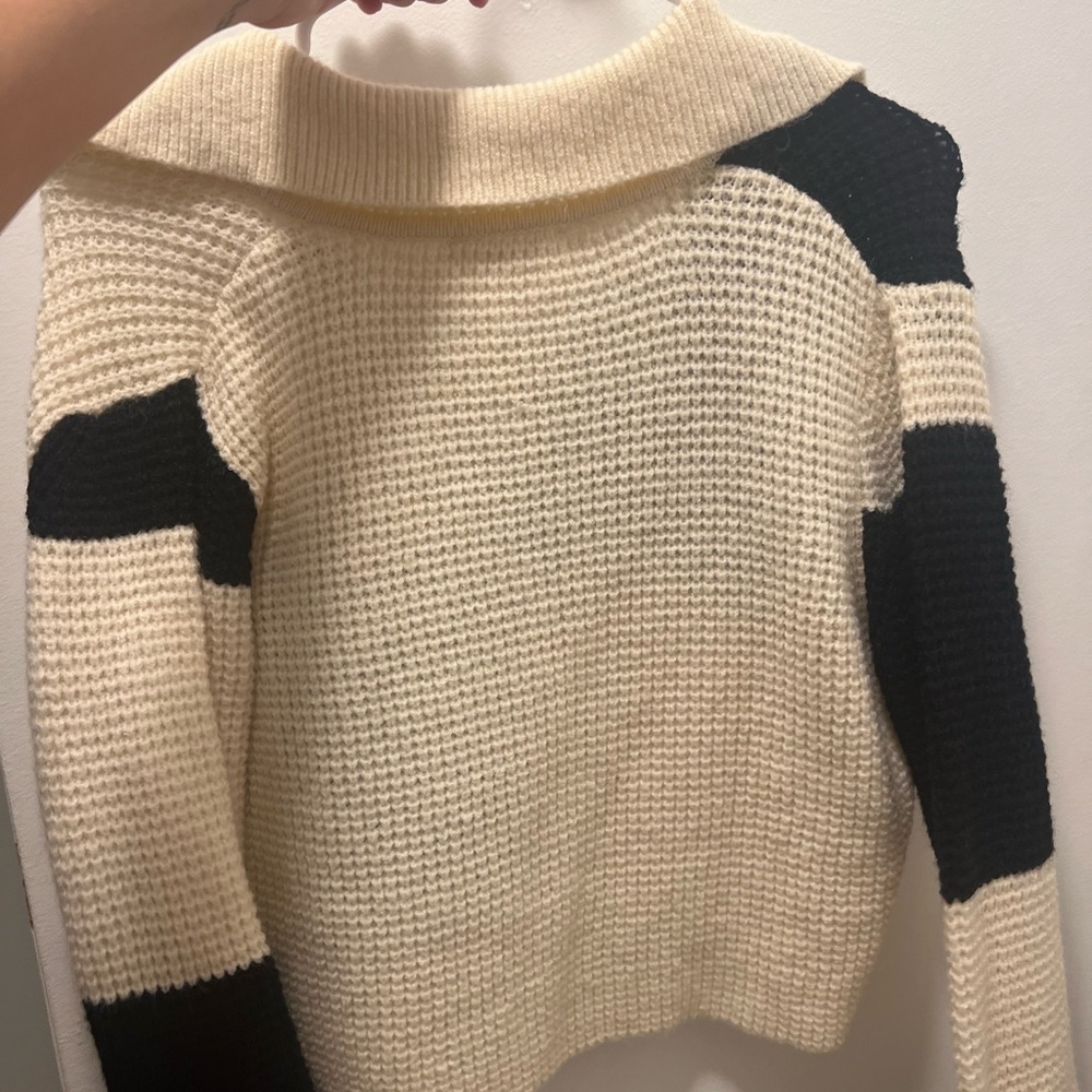 Colorblock Zip Up Sweater - Picture 4 of 4